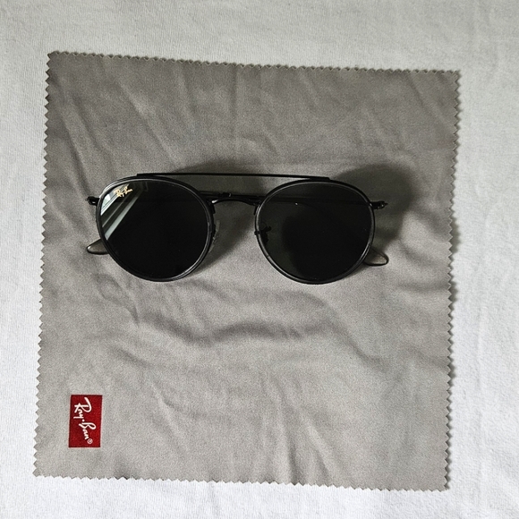 Ray Ban - Picture 1 of 10